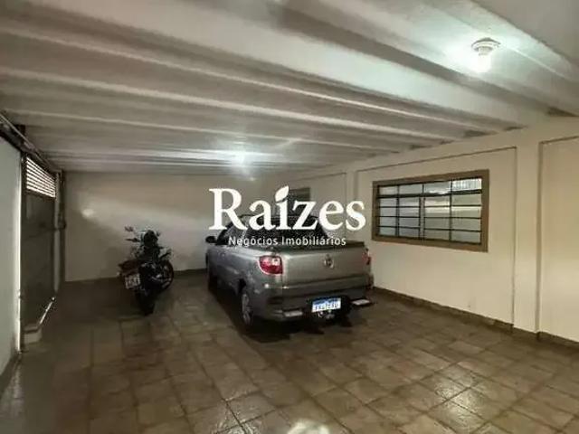 Casa / Sobrado para Venda em Uberlândia/MG Pacaembu 4 Quartos