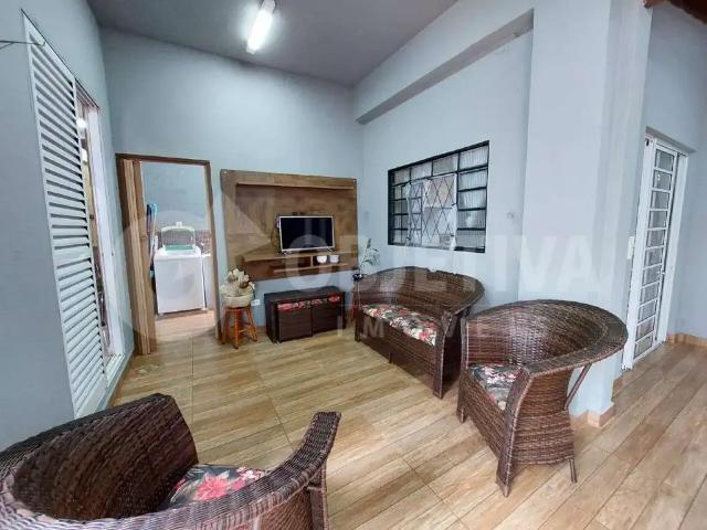 Casa / Sobrado para Venda em Uberlândia/MG Planalto 3 Quartos