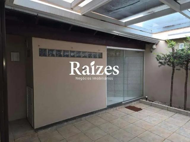 Casa / Sobrado para Venda em Uberlândia/MG Presidente Roosevelt 3 Quartos