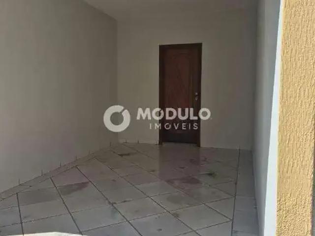 Casa / Sobrado para Venda em Uberlândia/MG Presidente Roosevelt 4 Quartos