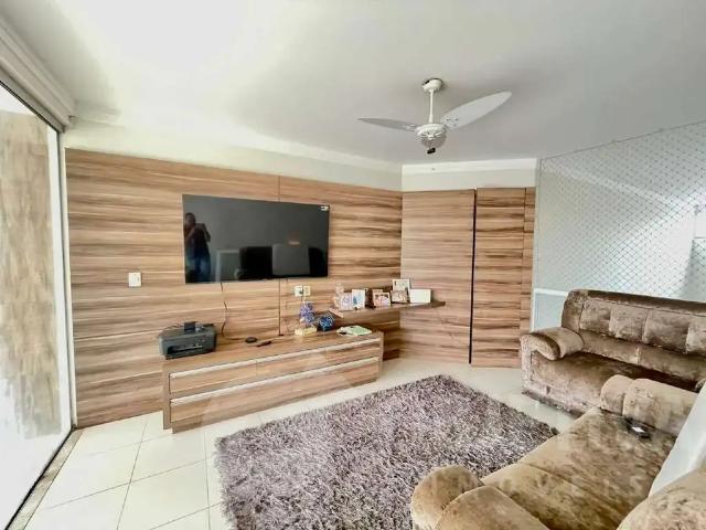 Casa / Sobrado para Venda em Uberlândia/MG Presidente Roosevelt 4 Quartos