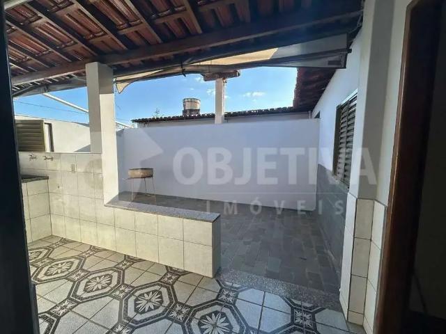 Casa / Sobrado para Venda em Uberlândia/MG Residencial Gramado 5 Quartos