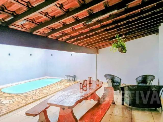 Casa / Sobrado para Venda em Uberlândia/MG Residencial Gramado 3 Quartos