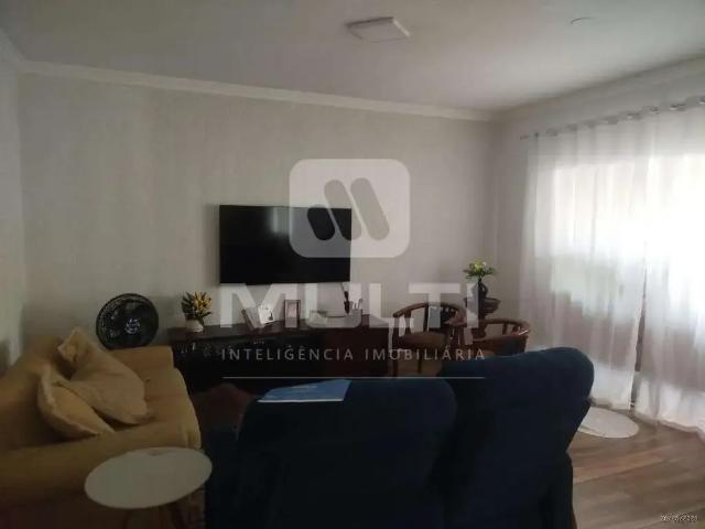 Casa / Sobrado para Venda em Uberlândia/MG Residencial Gramado 3 Quartos