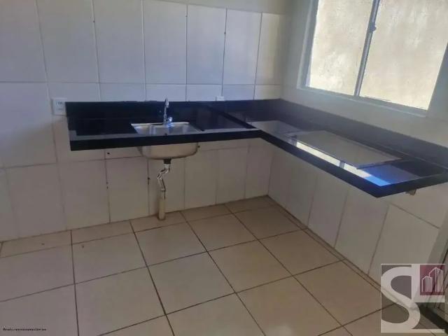 Casa / Sobrado para Venda em Uberlândia/MG Residencial Pequis 2 Quartos