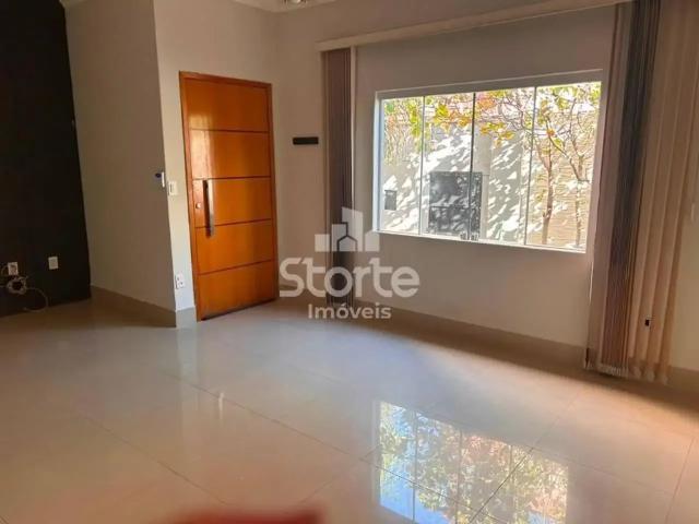Casa / Sobrado para Venda em Uberlândia/MG Tabajaras 3 Quartos