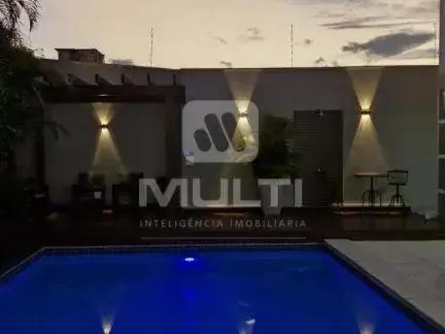 Casa / Sobrado para Venda em Uberlândia/MG Tabajaras 4 Quartos