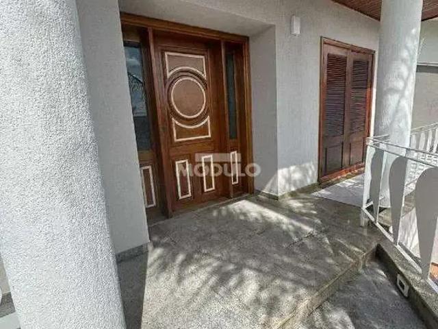 Casa / Sobrado para Venda em Uberlândia/MG Tabajaras 4 Quartos