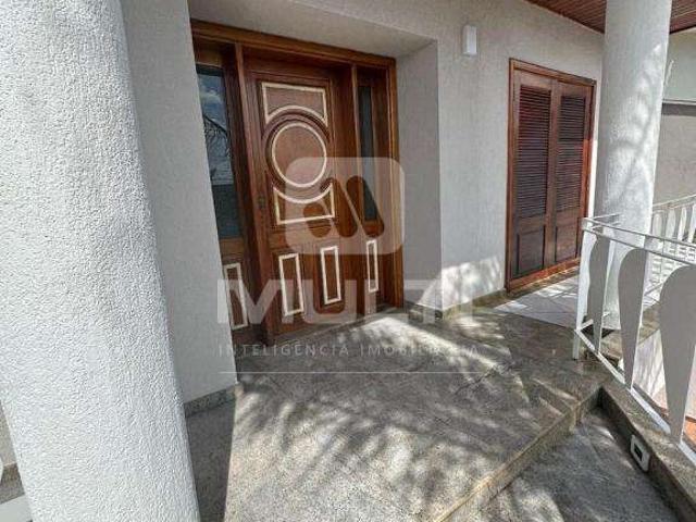 Casa / Sobrado para Venda em Uberlândia/MG Tabajaras 5 Quartos