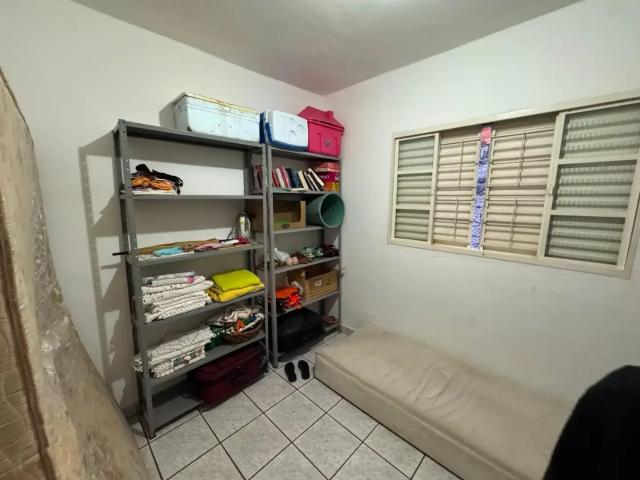 Casa / Sobrado para Venda em Uberlândia/MG Taiaman 2 Quartos