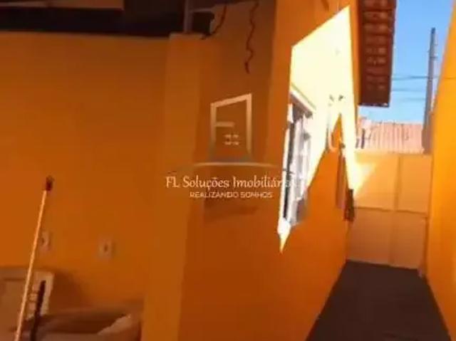 Casa / Sobrado para Venda em Uberlândia/MG Taiaman 2 Quartos