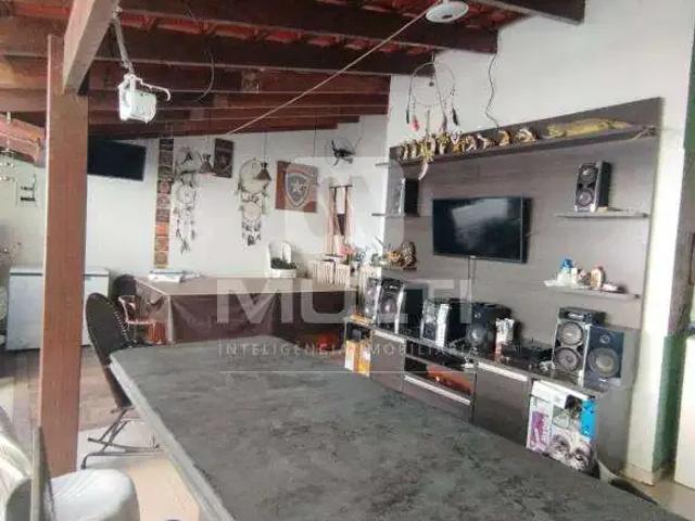 Casa / Sobrado para Venda em Uberlândia/MG Taiaman 3 Quartos