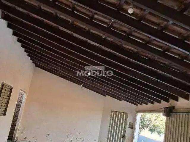 Casa / Sobrado para Venda em Uberlândia/MG Taiaman 3 Quartos