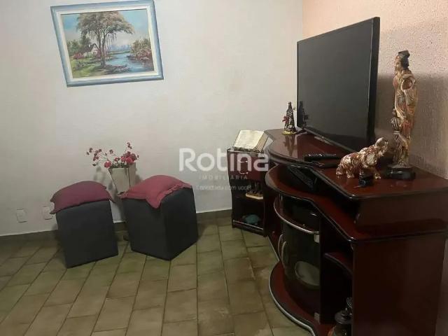 Casa / Sobrado para Venda em Uberlândia/MG Tibery 3 Quartos