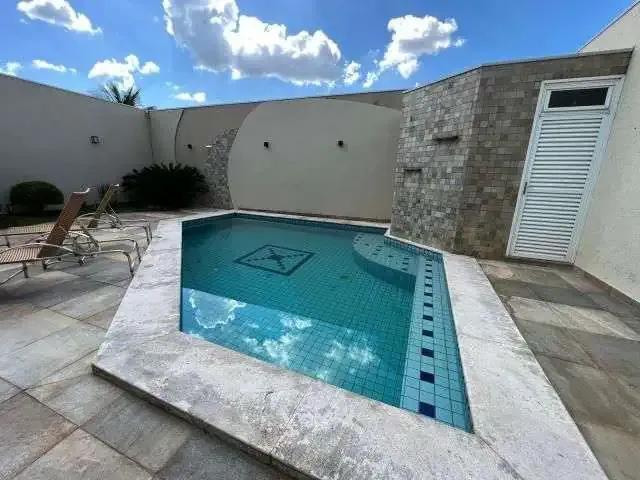 Casa / Sobrado para Venda em Uberlândia/MG Tibery 5 Quartos