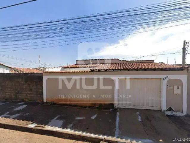 Casa / Sobrado para Venda em Uberlândia/MG Tubalina 3 Quartos