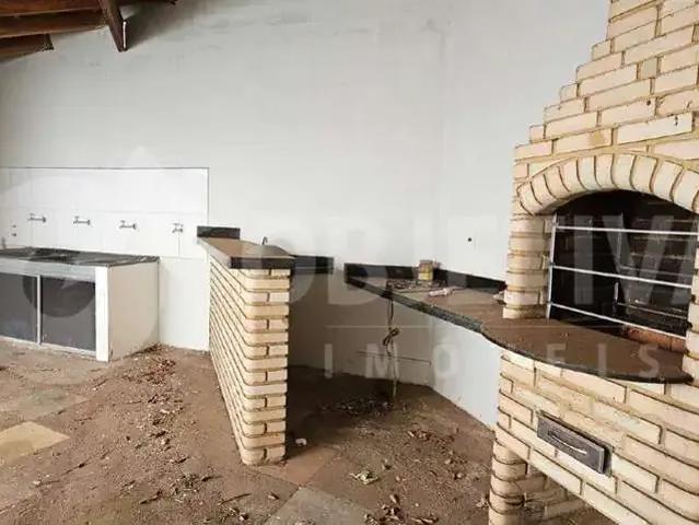 Casa / Sobrado para Venda em Uberlândia/MG Tubalina 3 Quartos