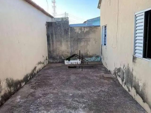 Casa / Sobrado para Venda em Uberlândia/MG Tubalina 2 Quartos