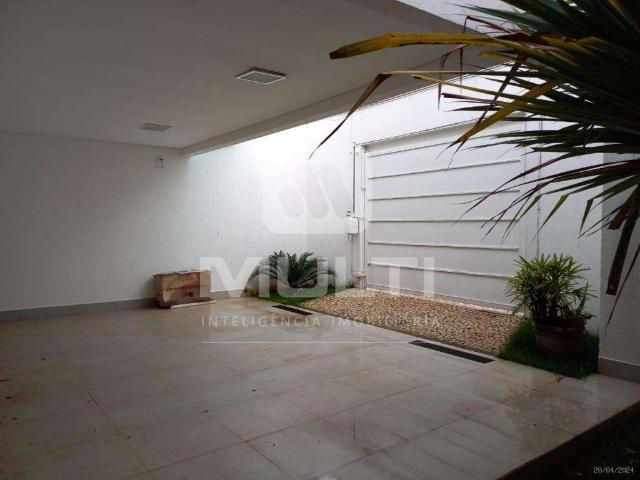 Casa / Sobrado para Venda em Uberlândia/MG Vigilato Pereira 2 Quartos