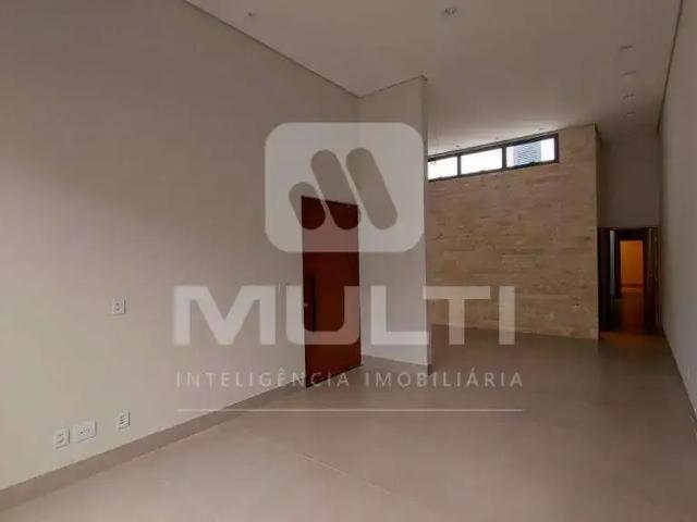 Casa / Sobrado para Venda em Uberlândia/MG Vila Póvoa 3 Quartos