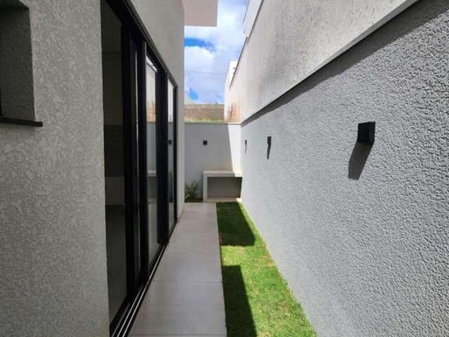Casa / Sobrado para Venda em Umuarama/PR Paysage Essenza Condomínio 3 Quartos