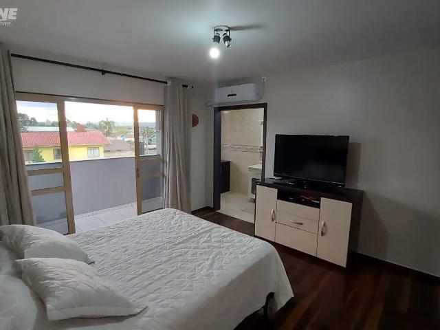 Casa / Sobrado para Venda em União da Vitória/PR Cidade Jardim 4 Quartos