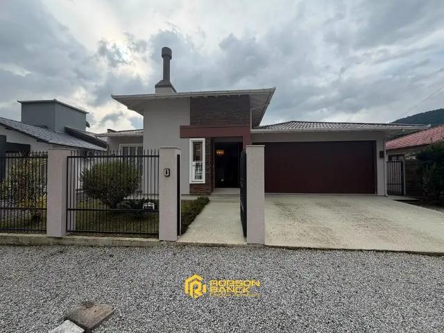 Casa / Sobrado para Venda em Urubici/SC Centro 3 Quartos