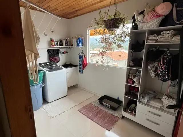 Casa / Sobrado para Venda em Urubici/SC Centro 5 Quartos