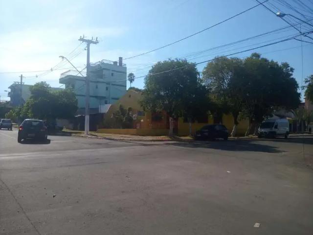 Casa / Sobrado para Venda em Uruguaiana/RS Centro 3 Quartos