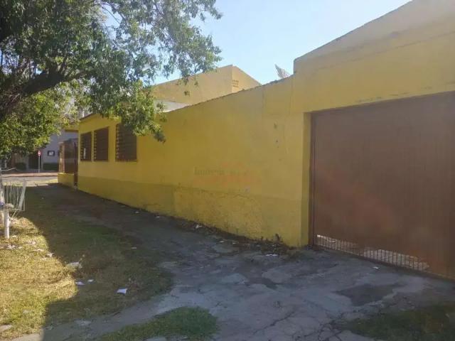 Casa / Sobrado para Venda em Uruguaiana/RS Centro 3 Quartos