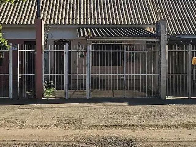 Casa / Sobrado para Venda em Uruguaiana/RS Alexandre Zachia 2 Quartos