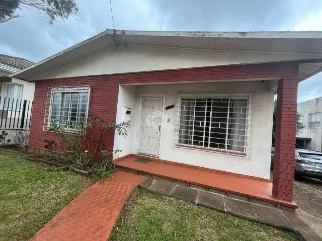 Casa / Sobrado para Venda em Vacaria/RS Nossa Senhora De Fátima 4 Quartos