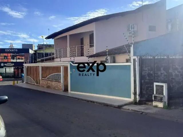 Casa / Sobrado para Venda em Valença/BA Centro 3 Quartos