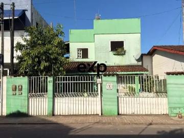 Casa / Sobrado para Venda em Valença/BA Centro 6 Quartos