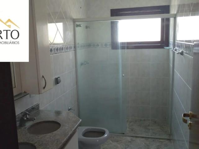 Casa / Sobrado para Venda em Valinhos/SP Chácaras Alpina 4 Quartos