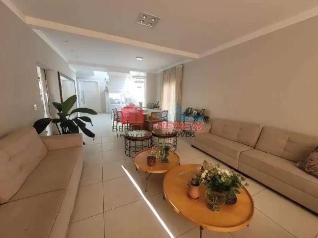 Casa / Sobrado para Venda em Valinhos/SP Colina dos Pinheiros 4 Quartos