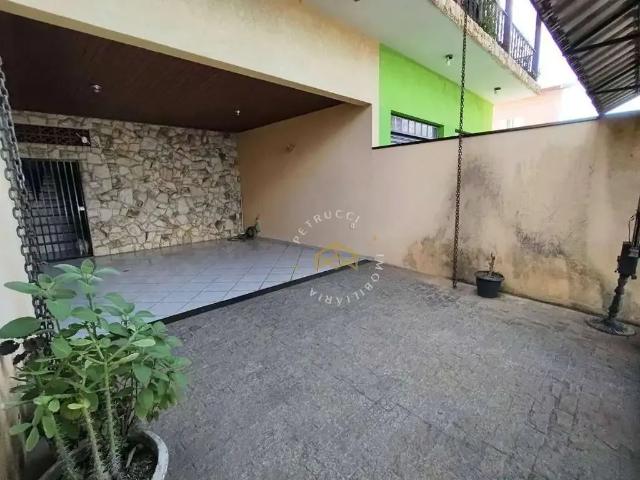 Casa / Sobrado para Venda em Valinhos/SP Jardim América 3 Quartos