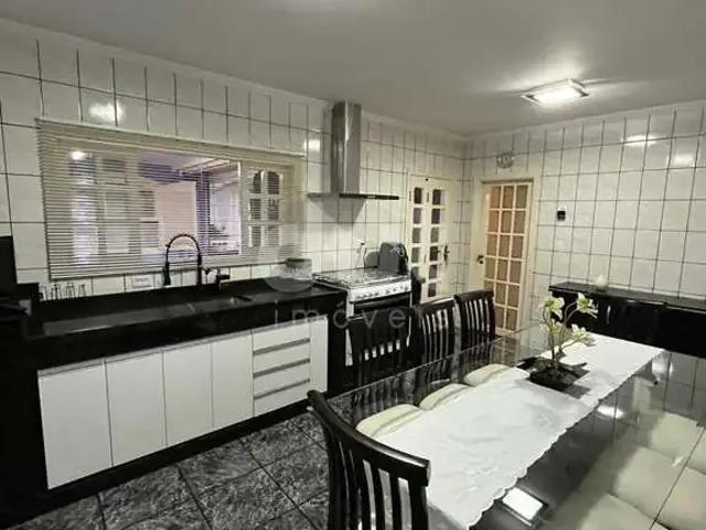 Casa / Sobrado para Venda em Valinhos/SP Jardim Centenário 3 Quartos