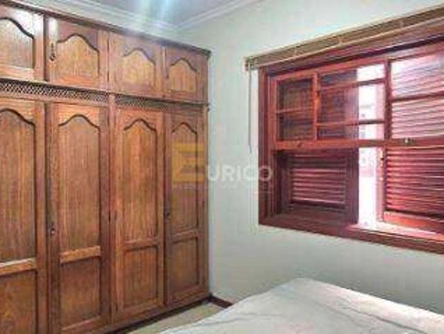 Casa / Sobrado para Venda em Valinhos/SP Jardim Celani 4 Quartos