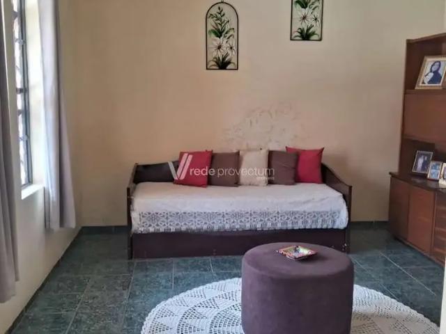 Casa / Sobrado para Venda em Valinhos/SP Jardim das Palmeiras 4 Quartos