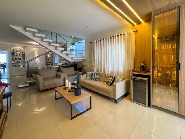 Casa / Sobrado para Venda em Valinhos/SP Jardim Recanto 4 Quartos