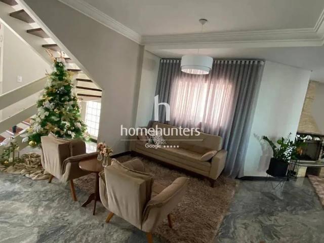 Casa / Sobrado para Venda em Valinhos/SP Jardim Recanto 5 Quartos