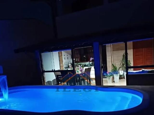 Casa / Sobrado para Venda em Valinhos/SP Jardim Santana 3 Quartos