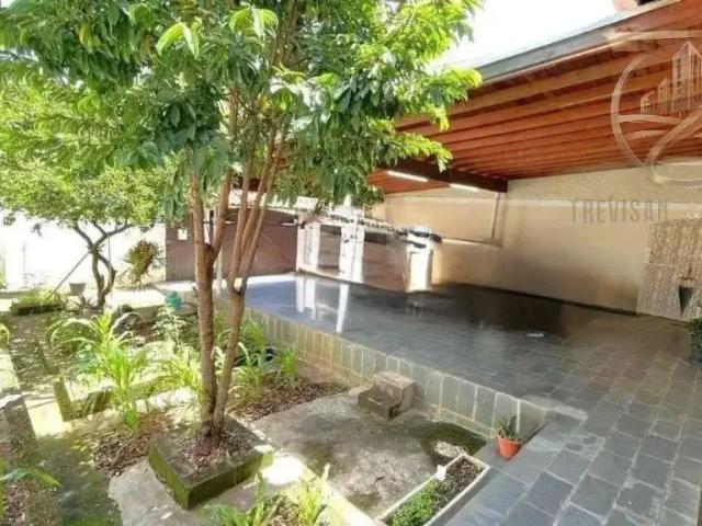 Casa / Sobrado para Venda em Valinhos/SP Jardim Santana 3 Quartos