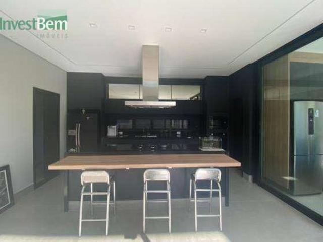 Casa / Sobrado para Venda em Valinhos/SP Joapiranga 3 Quartos