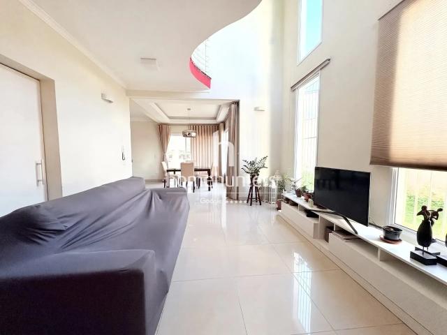 Casa / Sobrado para Venda em Valinhos/SP Parque Nova Suíça 3 Quartos