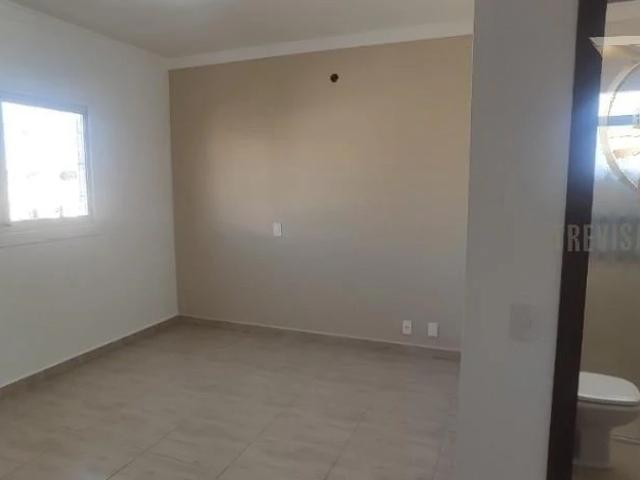 Casa / Sobrado para Venda em Valinhos/SP Pinheiro 3 Quartos