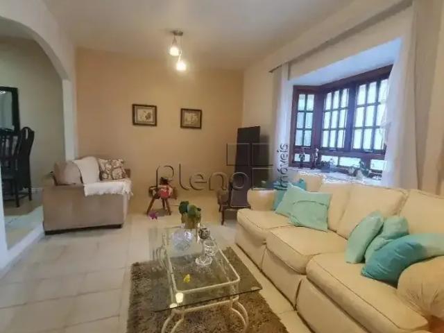 Casa / Sobrado para Venda em Valinhos/SP Residencial São Luiz 3 Quartos