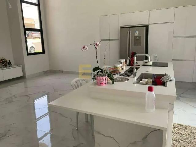 Casa / Sobrado para Venda em Valinhos/SP Residencial Vivenda das Pitangueiras 3 Quartos