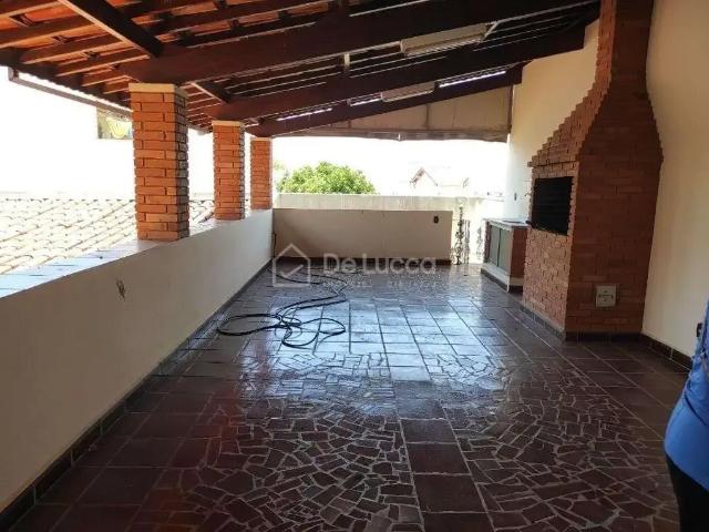 Casa / Sobrado para Venda em Valinhos/SP Vila Clayton 4 Quartos